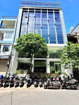 Cho thuê tòa nhà mặt tiền Trần Bình Trọng (10×24m), Quận 5 — ảnh 1