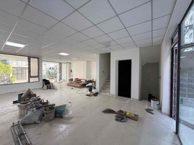 Cho thuê mbkd trệt 120m2 đ. số tân hưng q7 sát lotte đường oto có hầm — ảnh 1