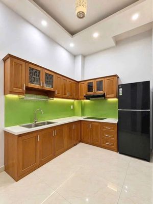 Nhà 3 lầu 5pn 5wc lý phục man — ảnh 1