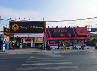 Mặt bằng ngay chỗ Thế Giới Di Động trong hình ngã tư Quán Đôi — ảnh 1