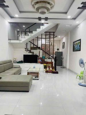 Bán nhà Quận 6 2 tầng Hẻm xe tải Tân Hoà Đông 60 m2 giá 5 tỷ — ảnh 1