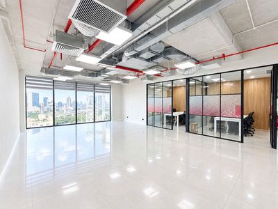 Cho thuê văn phòng Nguyễn Hữu Cảnh, diện tích lớn 295m2, giá 105tr — ảnh 1