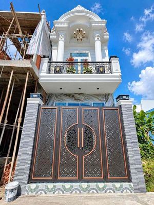 Lộ otô. nhà trệt lầu xây mới 4 phòng ngủ hẻm 112 hoàng quốc việt — ảnh 1