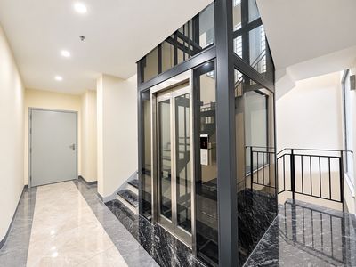 Cho thuê mặt bằng 200m2 tầng 2 Xuân La, hầm xe, giá 30 triệu/tháng — ảnh 1