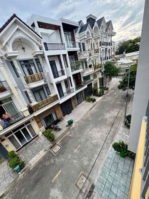 Nhỉnh 5t - nhà 3 tấng -50 m 2 lê văn khương — ảnh 1