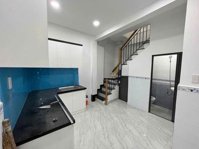 Cho thuê nhà Âu Cơ, Q. Tân Phú – nhà mới – 3 tầng 3pn2wc – Chỉ 8tr — ảnh 1