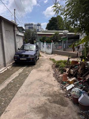 Cần bán nhà cấp 4 gần khu vực đông dân cư trường học — ảnh 1