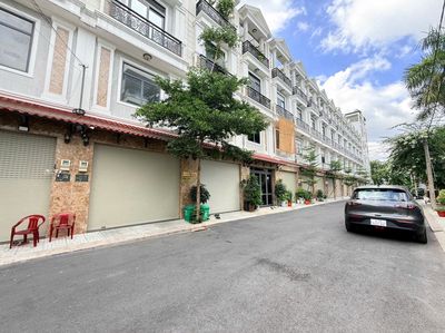 Ngộp giảm 1 tỷ nhà 4 tầng - gần sông - cạnh vạn phúc - ô tô tránh nhau — ảnh 1