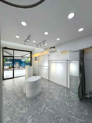 Mặt bằng kinh doanh đẹp mới làm nail-spa cắt tóc - có phòng ở lại — ảnh 1