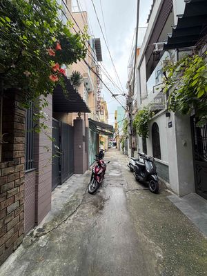 Cho thuê nhà sân vườn 2tầng rộng rãi ĐỐNG ĐA, Hải Châu, Đà Nẵng — ảnh 1