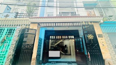 Nhà Nguyễn Văn Khối hxh 6m 4pn 4tắm — ảnh 1