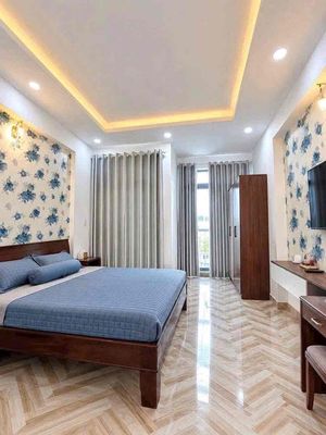 Bán nhà mặt tiền đường 6pn 6wc 90m2 giá 9ty5 — ảnh 1