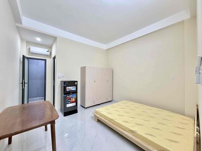 Studio ban công tách bếp cửa sổ thoáng ngay etown cộng hoà — ảnh 1