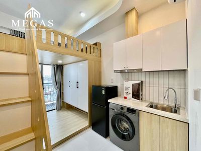 Studio ban công ngay Âu Cơ Lạc Long Quân — ảnh 1