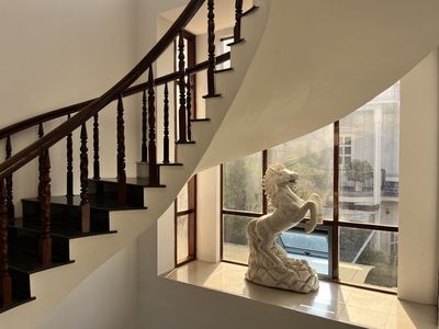 Cho thuê Biệt thự 1 trệt, 2 lầu — ảnh 1