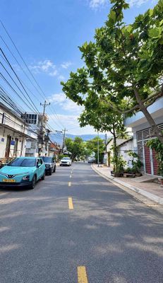 Bán nhà trung tâm phường nam nha trang đường trường sơn — ảnh 1