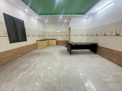 Nhà mặt tiền xa lộ hà nội – quận 9 | giá chỉ 10 triệu/tháng — ảnh 1