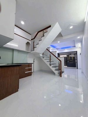 Nhà sát đại học công thương đúc 1 lầu đẹp — ảnh 1