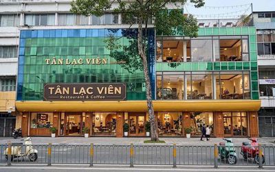 Cho thuê góc 2mt 3/2 tạ uyên q11 dt 30x20m 3 lầu — ảnh 1