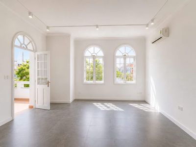 Nhượng bán căn nhà kinh doanh khách sạn mt đường 30m — ảnh 1