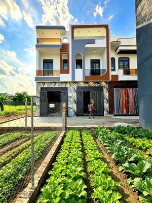 Nhà mới hoàn thiện, hạ giá, gần làng đại học, gần metro suối tiên — ảnh 1