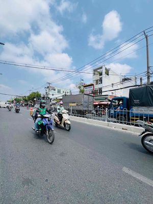 Rẻ Quá. Mặt Tiền Kios Lê Văn Quới 3x7m (Gác Lửng) Vỉa Hè 4m — ảnh 1