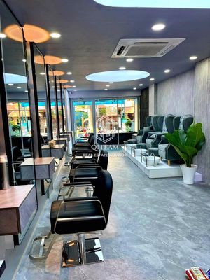 GIÁ RẺ 4x - Nhà MT Trần Hưng Đạo, Quận 1 - DT 4,5x20m, Hầm 4TẦNG — ảnh 1