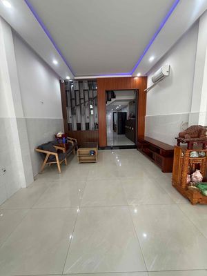 Cho thuê nhà 4 tầng mặt tiền hoá sơn 3pn/4wc — ảnh 1