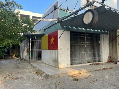Cho thuê nhà cấp 4 mặt tiền phạm hùng, p hòa xuân — ảnh 1