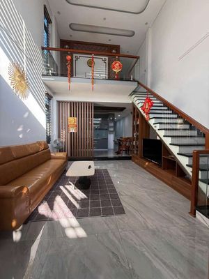 Cho thuê nhà 2 tầng đường: hoà an 25 - cẩm lệ — ảnh 1