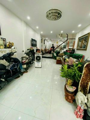 Nhà Đẹp MT đường 15m khu Tên Lửa 4x15m 4 tầng GẦN ĐS 7 CV PHÚ LÂM — ảnh 1