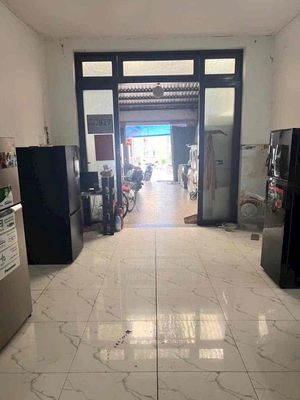 Mặt Tiền HT13_135m2 trống suốt,đường 10m thuận tiện kdbb — ảnh 1