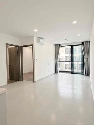 Cho thuê căn hộ MT EASTMARK 2PN 2WC có rèm, máy lạnh chỉ 7 triệu — ảnh 1