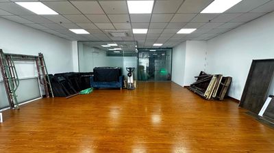 Văn Phòng 90m2 ngay ngã 4 Hàng Xanh - hướng về cầu Thị Nghè — ảnh 1