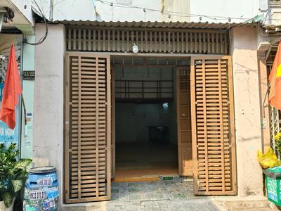 Cho thuê nhà nguyên căn đs4, Bình hưng hòa B hxh thông 1pn 1wc 5tr — ảnh 1