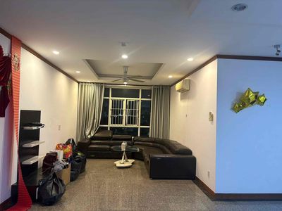 3 phòng ngủ có 1 phòng siêu to có thể ngăn ra làm 2 phòng… — ảnh 1