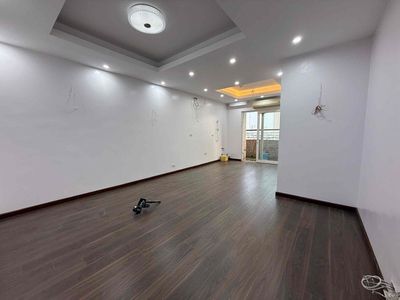 Bán căn chung cư 3 ngủ ở Nam Đô — ảnh 1