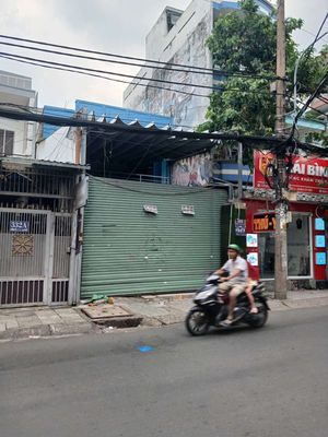 Cho thuê nhà mặt tiền số 332 đường số 8 p11 — ảnh 1