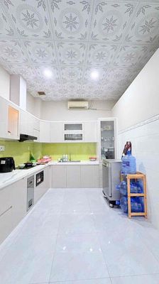 Bán nhà đường Học Lạc mặt tiền rộng đang kinh doanh giá 8.000.000.000 — ảnh 1