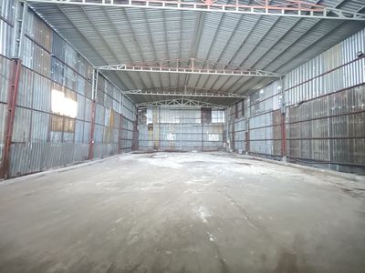 Cho thuê xưởng 1200m mặt tiền quốc lộ 1a thủ đức gần chợ đầu mối — ảnh 1