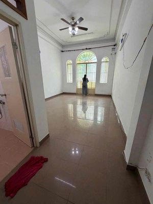 Cho Thuê Nhà Mặt Tiền Nguyễn Văn Thủ Quận 1 72 m² 5 Tầng 6 PN - 60 Tr — ảnh 1