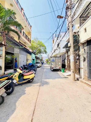 Hẻm 8m thông gò xoài,72m², 3 tầng btct,5pn, sân thượng, nhỉnh 6 tỷ — ảnh 1
