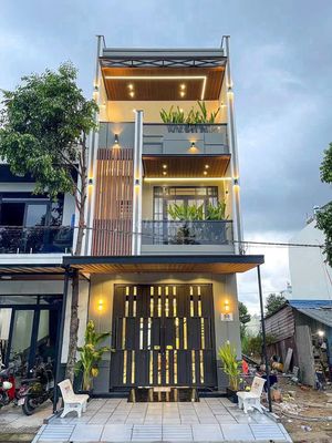Siêu phẩm nhà 1 trệt 2 lầu KDC Hồng Loan 80m2 full nội thất — ảnh 1