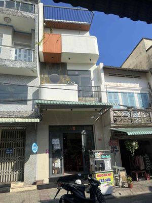 Nhà Cần Bán Giá Đẹp trong phân khúc. ae môn giới hoa hồng 100C — ảnh 1