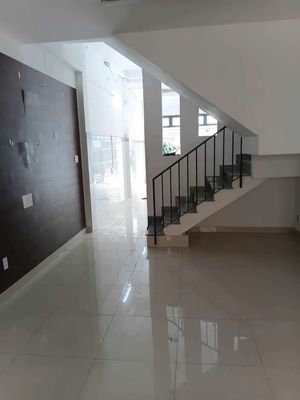 Cho thuê nhà nguyên căn mặt tiền đường số Tân Quy quận 7 — ảnh 1