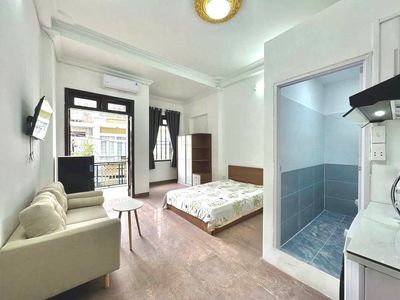 Phòng ban công, full nội thất ngay cv gia định, bv 175 — ảnh 1