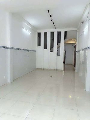 Nhà 1 Trệt 2 Lầu 4x18m Mặt Tiền Đường Số Phường Tân Quy — ảnh 1
