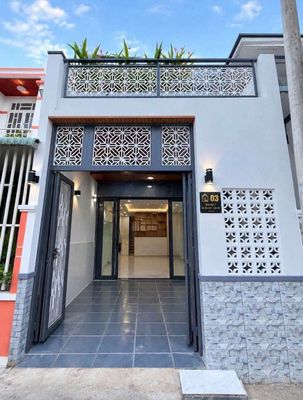 Nhà 1 Lầu Ngay Rìa KDC Gần Ngã 3 Tân Kim Xe Hơi Đậu Ngay Cửa — ảnh 1