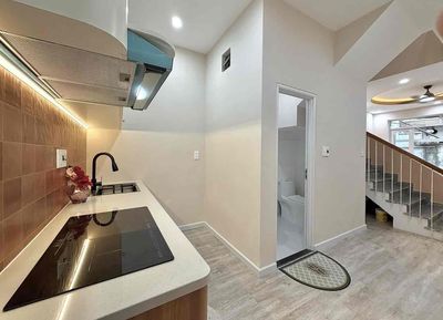 Hoàng diệu - thủ đức - hẻm xe hơi - nhà 2 tầng — ảnh 1