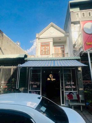 Nhà Trệt Lầu Gần Vincom 550 — ảnh 1
